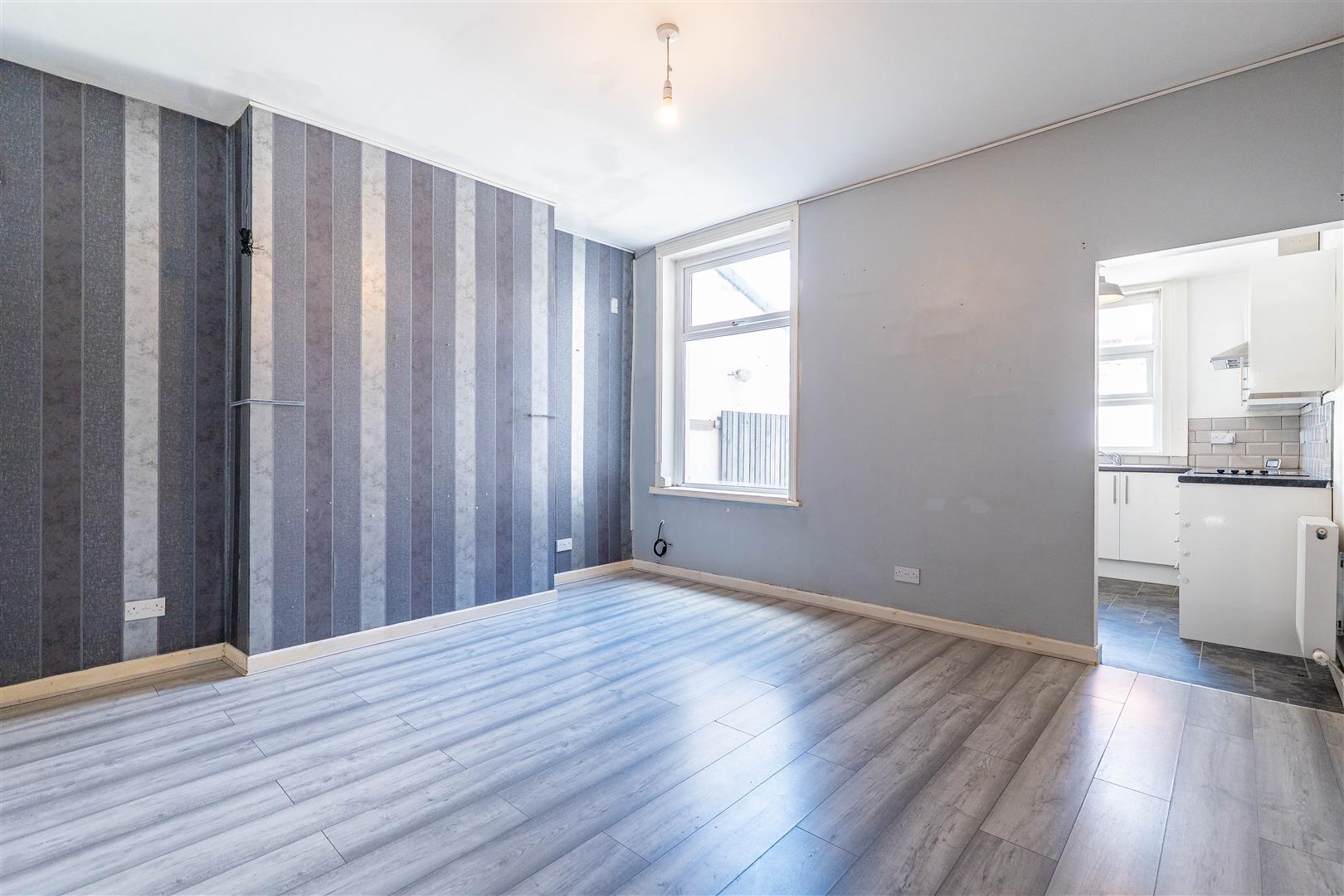 3 bed property in Snape Street, Darwen
